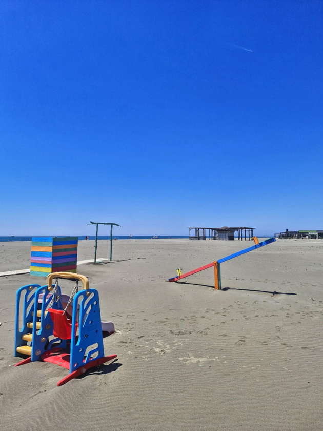 bev-na-odmor-vo-ulcinj-i-go-shetav-crnogorskoto-krajbrezhje-do-budva-magichen-star-grad-13km-pesochna-plazha-30.jpg