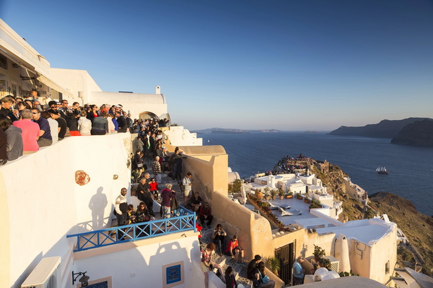 go-posetiv-ostrovot-santorini-vo-2018-ta-me-magjepsa-no-zoshto-sega-ne-bi-se-vratila-tamu-07.jpg