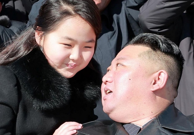 kontroverzniot-diktator-kim-djong-un-so-soprugata-i-omilenata-kjerka-ja-otvori-turistichkata-zona-vo-severna-koreja-10.jpg