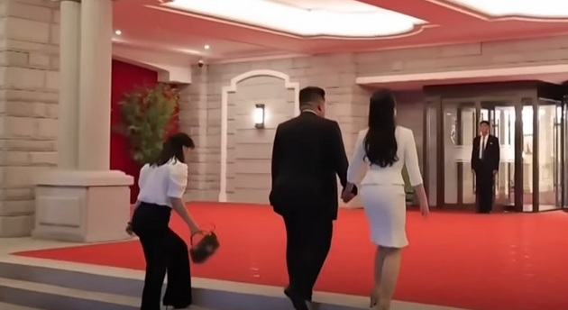 kontroverzniot-diktator-kim-djong-un-so-soprugata-i-omilenata-kjerka-ja-otvori-turistichkata-zona-vo-severna-koreja-18.jpg