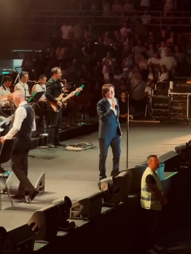 makedonka-po-tretiot-koncert-na-zdravko-cholikj-da-ne-postoeshe-chola-i-da-probuvavme-vakov-nemashe-da-go-izmislime-07.jpg