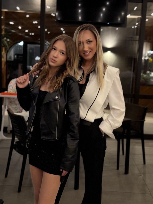 natasha-malinkova-za-rodniot-grad-kako-deca-vo-kavadarci-ruchavme-na-lozje-i-se-vozevme-so-kajchinja-po-tikveshkoto-ezero-02.jpg