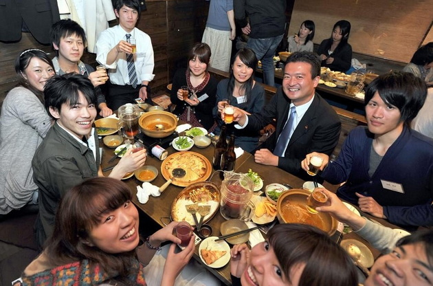 pienje-po-rabota-so-kolegite-i-shefot-shto-e-nomikai-vo-japonija-i-go-praktikuvame-li-i-kaj-nas-05.jpg