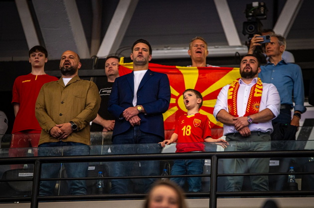 aleksandar-stefanov-pretsedatel-na-rfm-me-motivira-koga-gledam-polni-sali-i-celi-familii-koi-srekjni-doagjaat-na-natprevarite-05_copy.JPG
