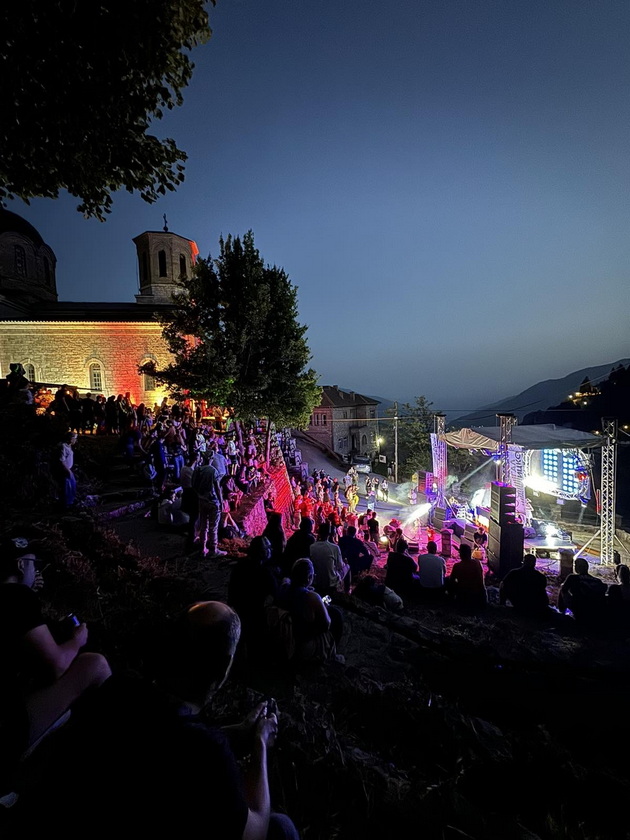 galicko-najdobriot-planinski-muzichki-festival-4-ti-pat-vo-galichnik-03.jpg
