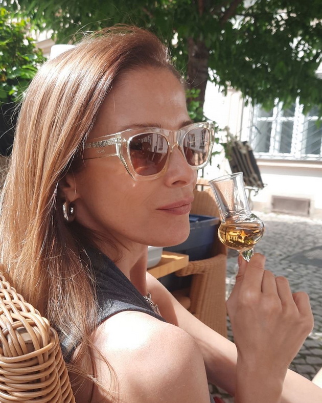karolina-so-vnukite-na-koncert-na-bili-ajlish-vo-praga-konechno-ni-se-ispolni-zhelbata-15.jpg