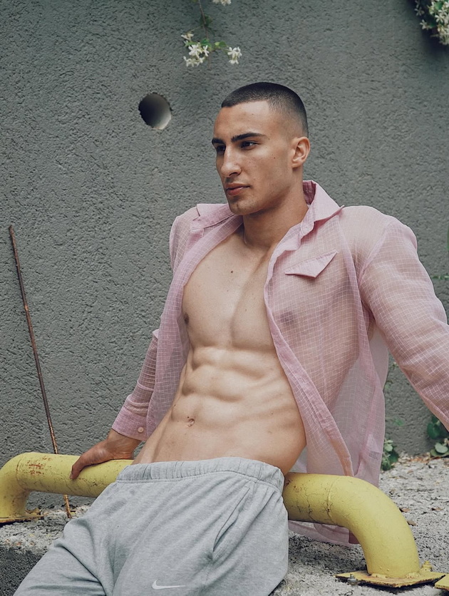 makedonskiot-apolon-e-mazh-so-najubavo-telo-na-svetskiot-izbor-za-top-modeli-manhunt-2025-04.jpg