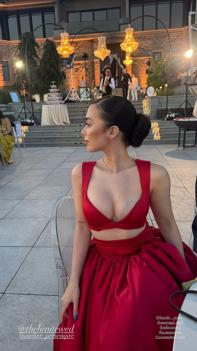 martija-zaveduva-vo-crveno-bleska-pokraj-sakaniot-matej-na-glamurozen-nastan-foto-09_copy.jpg