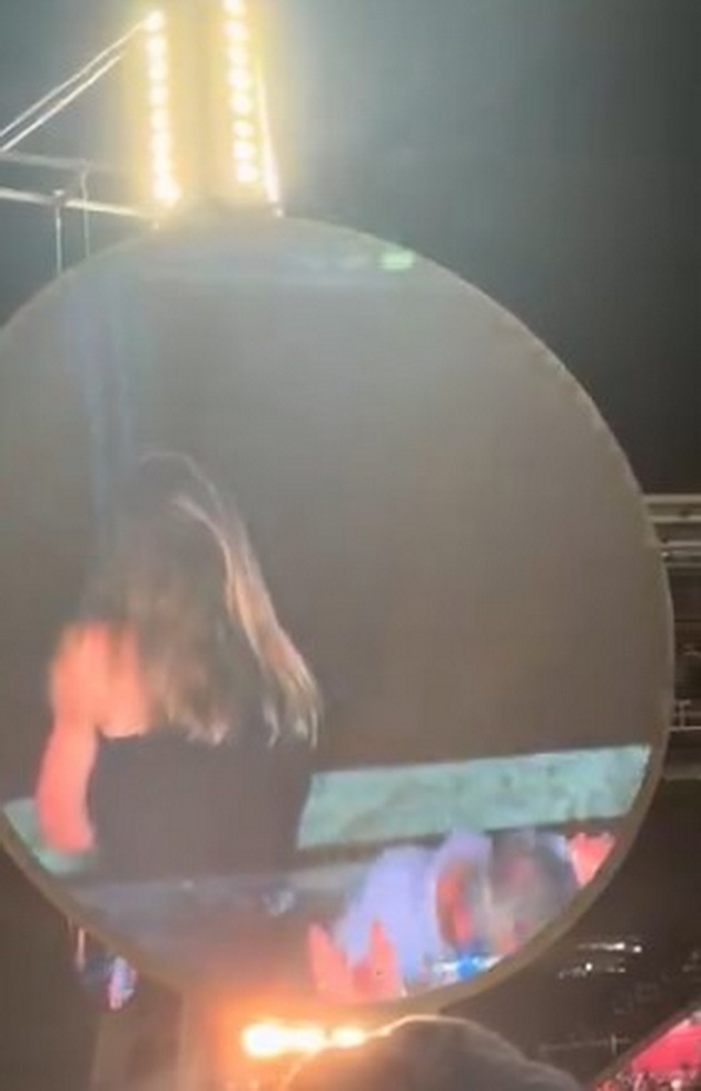 direktorot-se-krie-zad-staklo-otkako-go-fatija-kako-izneveruva-smeshni-meminja-za-ljubovnicite-uloveni-na-koncert-na-coldplay-063.jpg