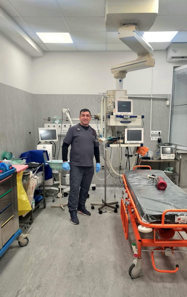 doktor-od-valandovo-pomognal-pacientka-da-se-porodi-vo-ambulantno-vozilo-vo-sofija-nemashe-vreme-05.jpg