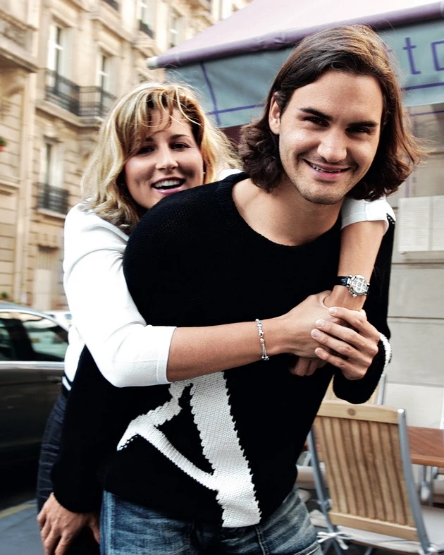 federer-ja-vozvishuva-negovata-sopruga-mirka-koga-sme-na-odmor-odam-so-nea-na-shoping-i-po-10-chasa-i-taa-me-chekala-tolku-na-moite-turniri-07.jpg