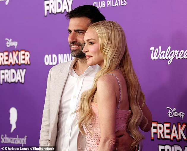 lindzi-lohan-bleska-pokraj-soprugot-na-nastan-otkako-gi-izbrisha-tragite-od-poroci-na-liceto-foto-07.jpg