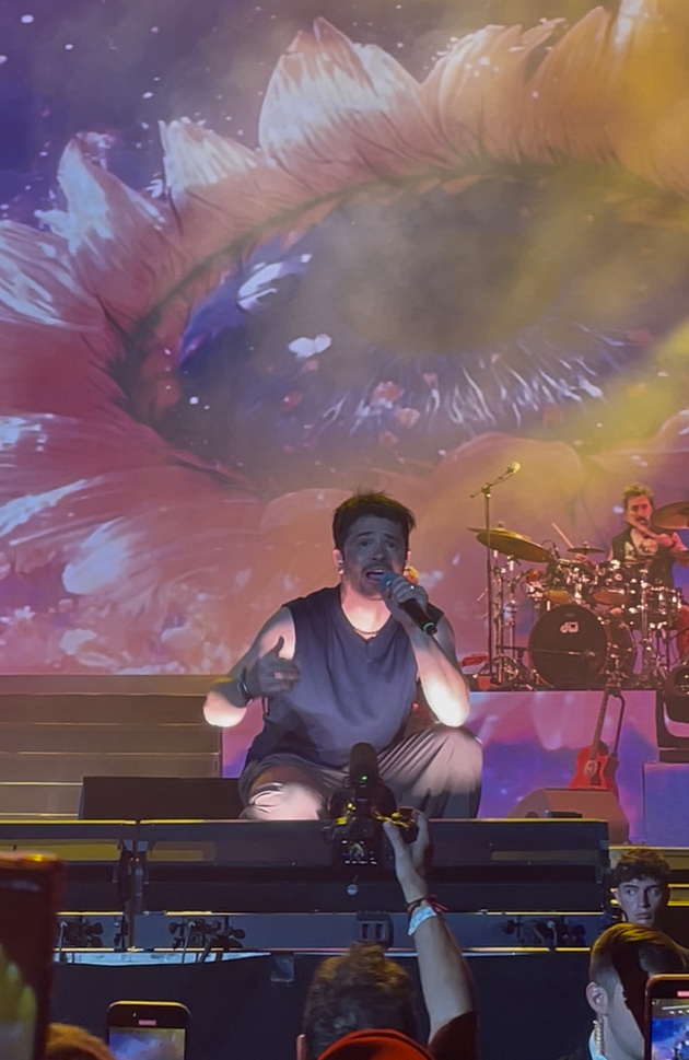 nikola-od-ohrid-beshe-sam-na-koncert-na-erreway-mi-se-ostvari-sonot-da-gi-vidam-buntovnicite-vo-zhivo-publikata-vreskashe-bez-prestan-11.jpeg