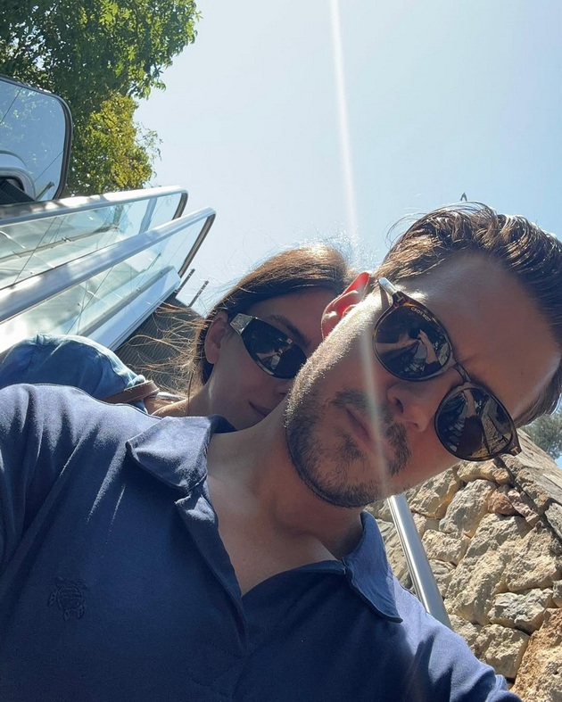 po-posetata-na-skopje-milosh-bikovikj-so-zgodnata-sopruga-i-sinot-vo-luksuzen-hotel-vo-bodrum-foto-06.jpg