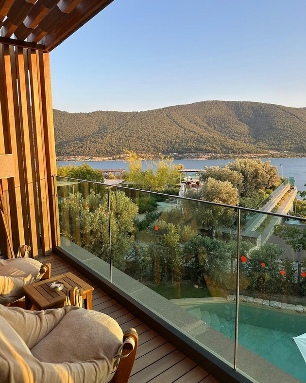 po-posetata-na-skopje-milosh-bikovikj-so-zgodnata-sopruga-i-sinot-vo-luksuzen-hotel-vo-bodrum-foto-07.jpg