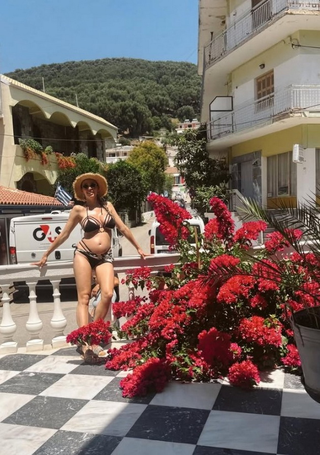 angela-od-ohrid-e-trudnica-so-vpechatliv-moden-stil-sakam-da-go-istaknam-stomakot-15.jpg