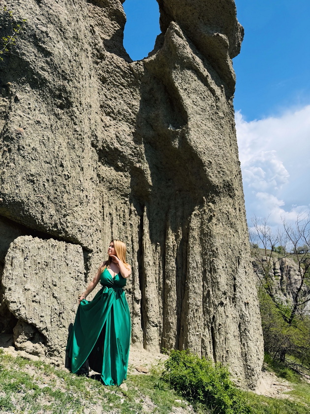 lide-stojanovska-za-rodniot-grad-kako-deca-vo-kratovo-im-se-voshituvavme-na-svetulkite-berevme-shumski-jagodi-jadevme-pastrmajka-04.jpeg