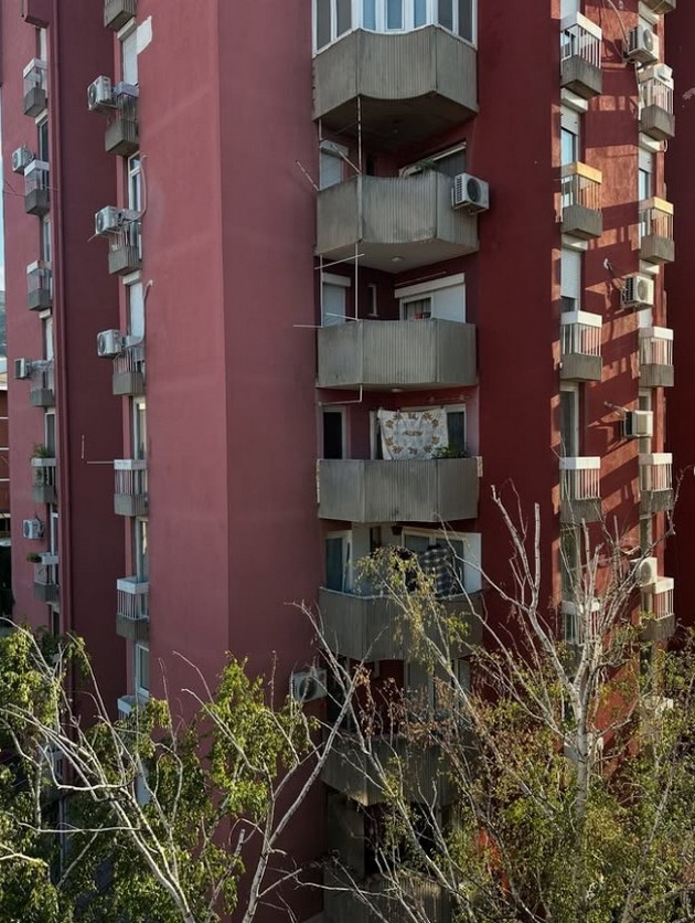 malku-raboti-se-poubavi-od-prazno-skopje-mekici-za-pojadok-kaj-baba-smokvi-nabrani-od-dedo-10.jpg