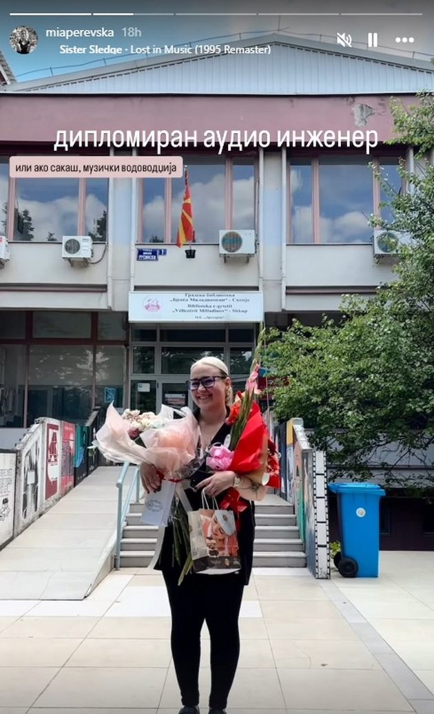 ne-ja-uchev-da-bidam-tivka-kjerkata-na-pere-od-nokaut-diplomirashe-slavi-po-patuvanjata-so-majka-i-07.jpg