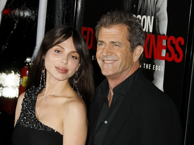 burnata-vrska-na-mel-gibson-i-oksana-shto-rechisi-mu-ja-unishti-karierata-ja-tepal-se-plashela-deka-kje-ja-ubie-10.JPG