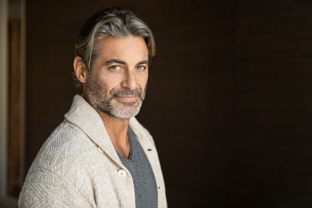dzhenifer-aniston-na-majorka-so-zgoden-guru-po-zaednichkiot-odmor-vo-kalifornija-glasni-deka-konechno-najde-ljubov-foto-11.JPG