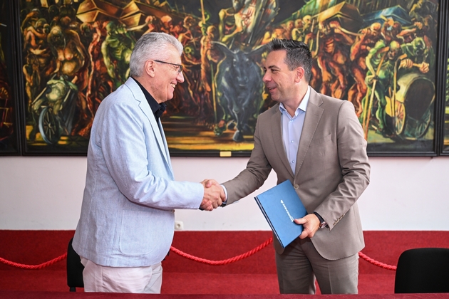 shparkase-banka-ad-skopje-i-nacionalnata-opera-i-balet-zaedno-veruvaat-vo-idninata-potpishan-dogovor-za-sorabotka-04.JPG