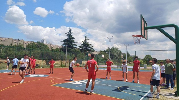 timovite-od-strumica-i-kisela-voda-pobednici-na-turnirot-bidi-shampion-05.jpg