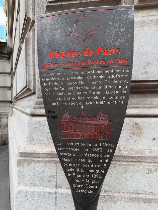 ljubov-pod-ajfelova-kula-sara-i-dimitar-bez-decata-na-romantichno-patuvanje-vo-pariz-14.jpg