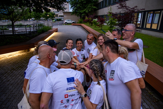 makedonci-istrchaa-450km-od-insbruk-do-ljubljana-na-timska-trka-na-vlez-vo-slovenija-ne-isplashija-volci-zavrshivme-za-40-chasa-11.jpg