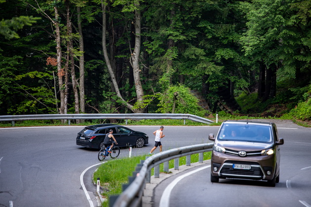 makedonci-istrchaa-450km-od-insbruk-do-ljubljana-na-timska-trka-na-vlez-vo-slovenija-ne-isplashija-volci-zavrshivme-za-40-chasa-20.jpg