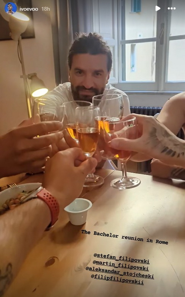 martin-i-stefan-na-patuvanje-vo-rim-so-postariot-brat-nazdravuvaat-so-rakija-uzhivaat-vo-vechniot-grad-5_copy.jpg