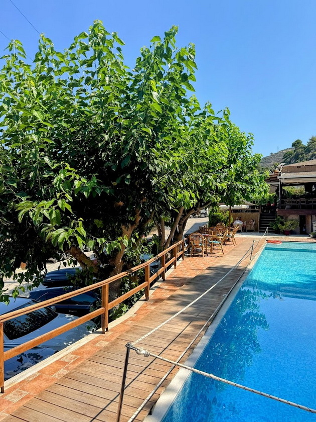 na-odmor-so-branko-na-lefkada-si-nosam-lezhalka-na-sekoja-plazha-vo-3-godini-nikogash-ne-sum-nachekal-ogromni-branovi-58.jpg