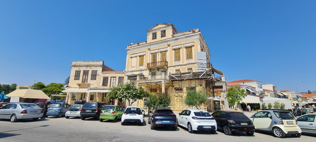 na-odmor-so-daniel-dann-vo-atina-bev-sam-8-dena-plazhite-se-ubavo-organizirani-kafe-e-od-3-lezhalki-od-10-nagore-30.jpg