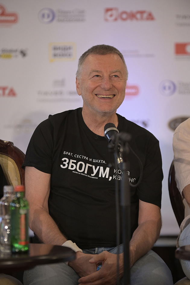 se-snima-zabranetiot-film-na-manchevski-10.JPG