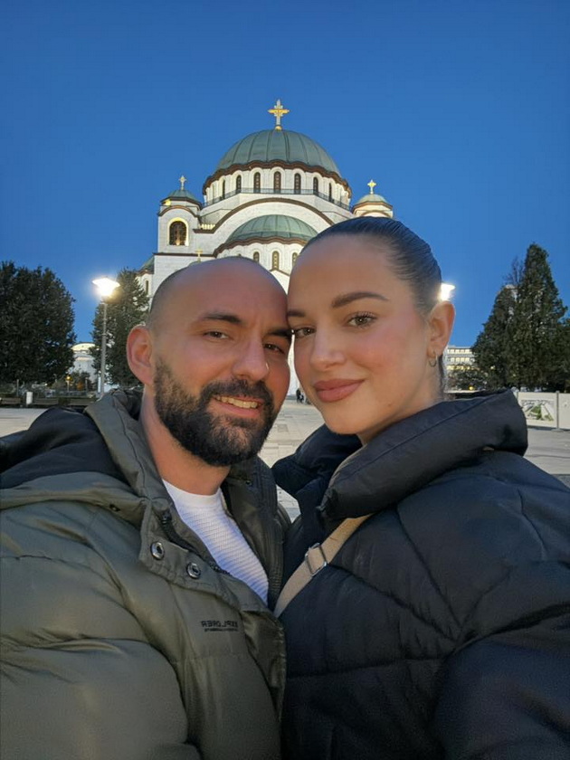 sopstvenichka-na-restoran-vo-srbija-23-chasot-e-restoranot-e-zatvoren-vekje-eden-chas-no-jas-ushte-sum-tuka-chistam-za-utre-13.jpg