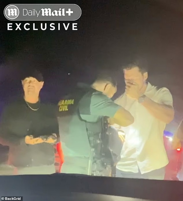 policajci-ne-go-prepoznaa-leonardo-di-kaprio-go-pretresuvaat-pred-da-go-pushtat-na-zabava-na-ibica-video-04.JPG