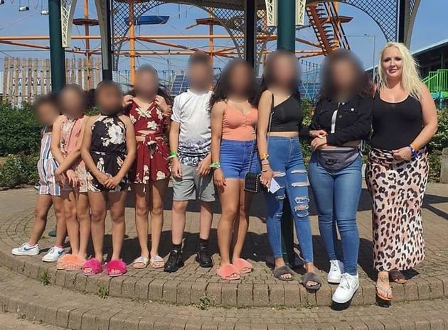 zhiveam-od-socijalna-pomosh-bidejkji-mi-e-stresno-da-rabotam-si-kupiv-kukja-i-gi-zgolemiv-gradite-ne-znam-zoshto-me-kritikuvaat-08.JPG