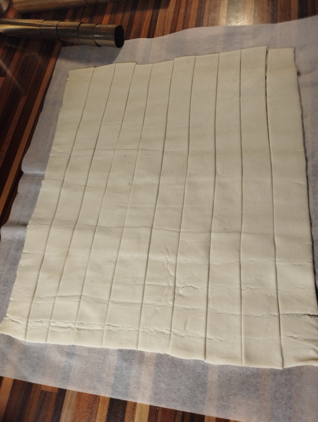 domashni-grklani-po-recept-na-makedonkata-zorka-desert-shto-kje-ve-osvoi-na-prv-zalak-04.jpg