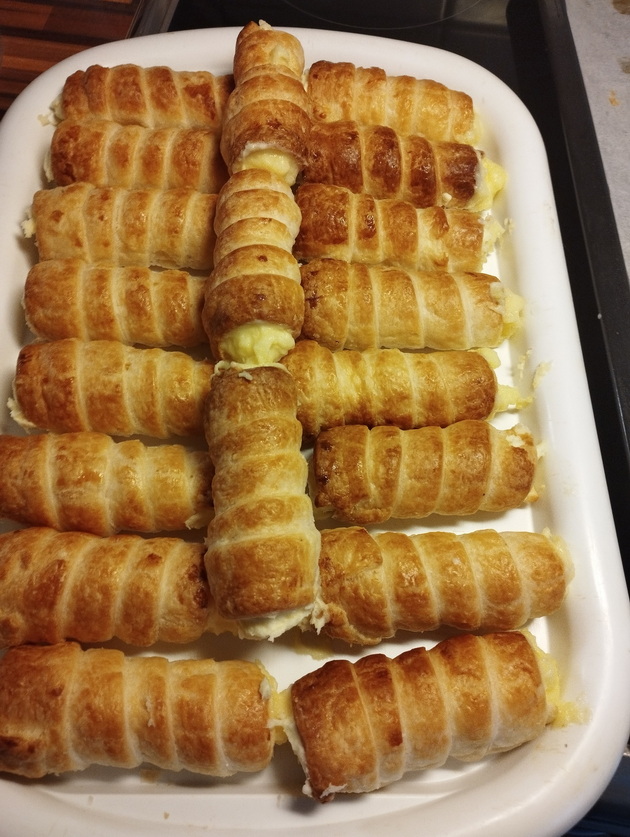 domashni-grklani-po-recept-na-makedonkata-zorka-desert-shto-kje-ve-osvoi-na-prv-zalak-05.jpg