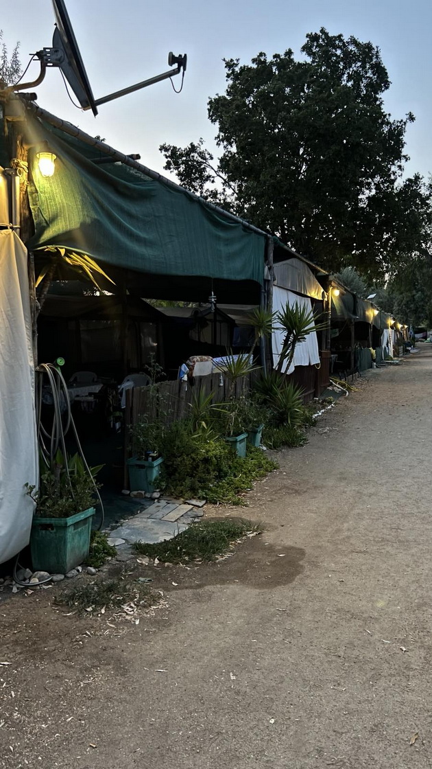 na-odmor-so-iva-spasovska-vo-kamp-vo-amuljani-20-godini-imame-prikolka-tamu-od-skopje-se-stignuva-za-5-i-pol-chasa-13.jpg