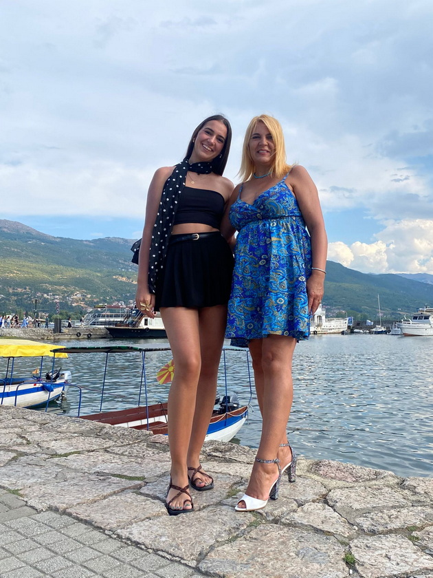 na-odmor-so-magdalena-vo-ohrid-na-tura-so-gliser-vidov-skriena-priroda-kokteli-se-do-500-denari-isto-kolku-vo-komo-24.jpg