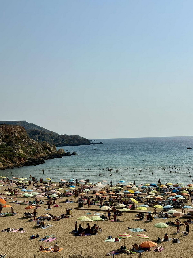 na-odmor-so-stefanija-krzheska-na-malta-ne-mi-se-dopadna-guzhvata-na-plazhite-lezhalki-se-do-30-gradot-birgu-me-voodushevi-41.jpg