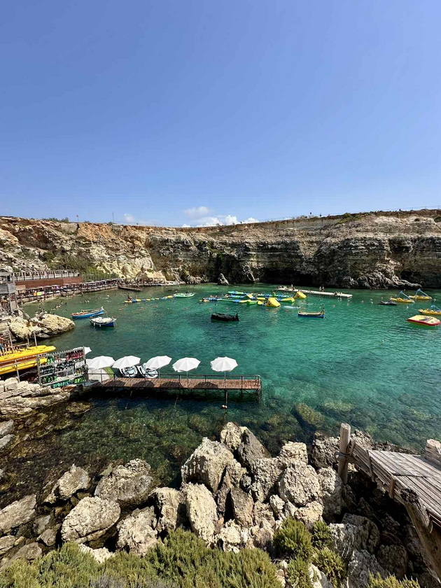 na-odmor-so-stefanija-krzheska-na-malta-ne-mi-se-dopadna-guzhvata-na-plazhite-lezhalki-se-do-30-gradot-birgu-me-voodushevi-54.jpg