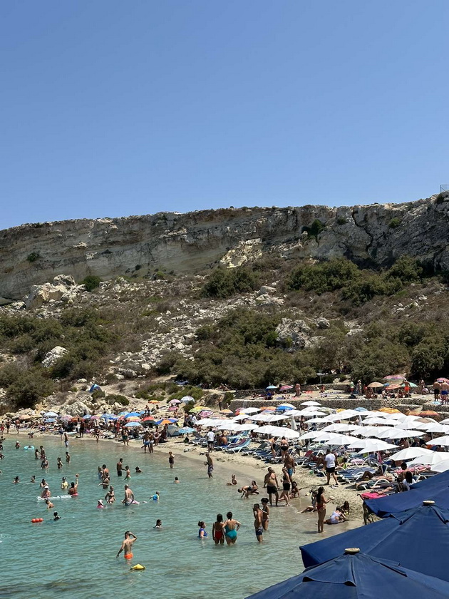 na-odmor-so-stefanija-krzheska-na-malta-ne-mi-se-dopadna-guzhvata-na-plazhite-lezhalki-se-do-30-gradot-birgu-me-voodushevi-68.jpg