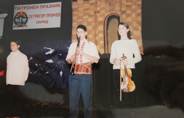 simona-popovska-za-crnobelo-leksikon-mi-kazhale-deka-imam-glas-kako-puding-od-vanila-051.jpeg