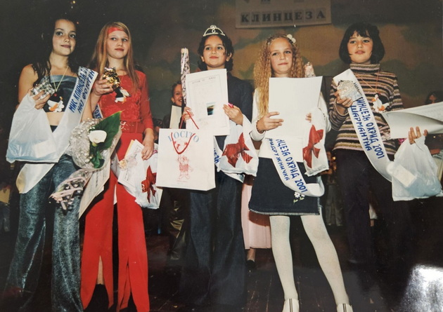 simona-popovska-za-crnobelo-leksikon-mi-kazhale-deka-imam-glas-kako-puding-od-vanila-17.jpeg