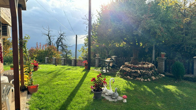 vo-dvorot-na-branko-vo-vevchani-05.jpg