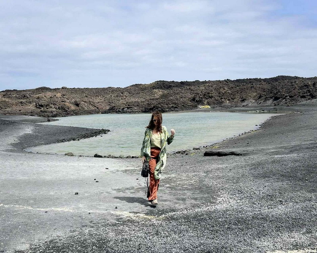 na-odmor-so-jana-klopchevska-na-kanarski-ostrovi-na-lanzarote-piev-vino-od-vulkanska-pochva-fuerteventura-e-pustinska-oaza-kako-na-dve-planeti-23.jpg