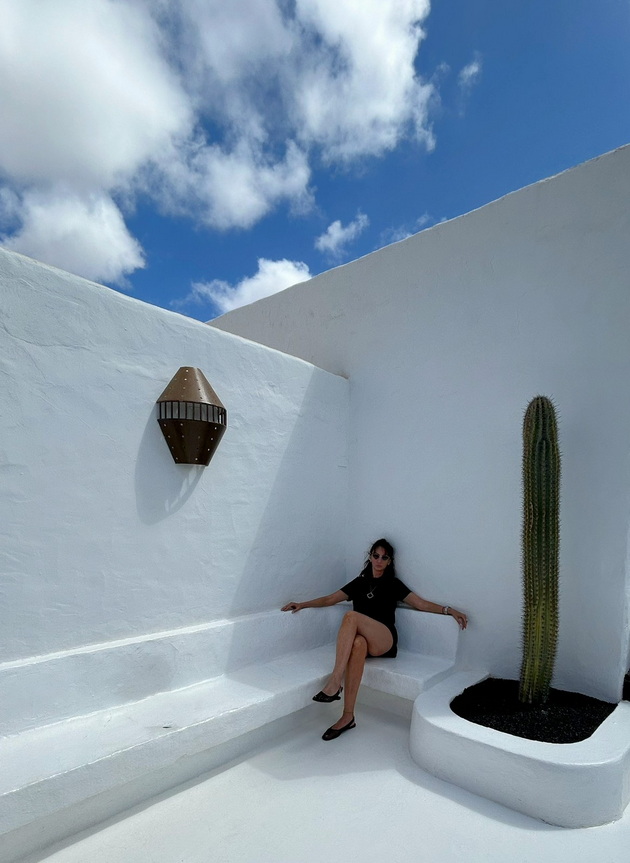 na-odmor-so-jana-klopchevska-na-kanarski-ostrovi-na-lanzarote-piev-vino-od-vulkanska-pochva-fuerteventura-e-pustinska-oaza-kako-na-dve-planeti-28.jpg