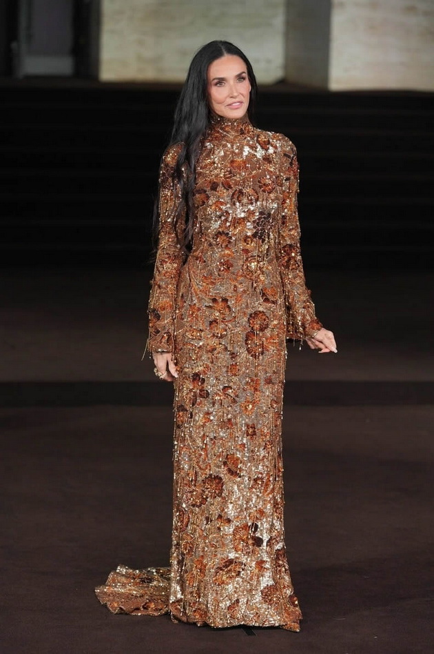 serena-vilijams-vidno-oslabena-kjerkata-na-kejt-mos-ubavica-poznatite-dami-na-gucci-nastan-vo-milano-foto-20_copy.jpg